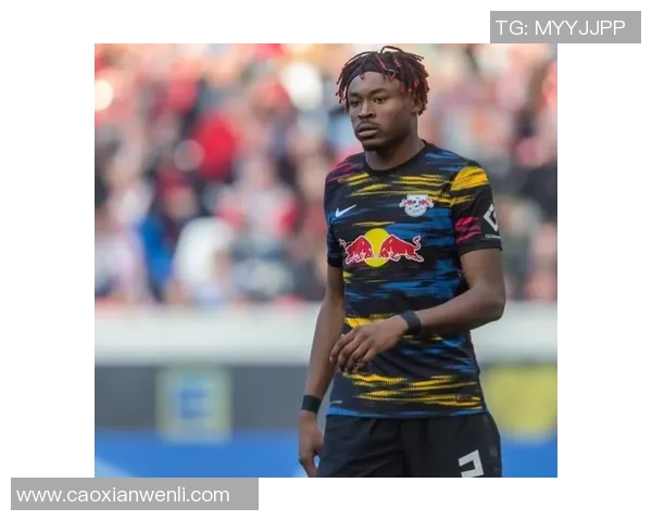 足总杯激战莱比锡与AC米兰互交白卷精彩扑救引发全场热烈反响