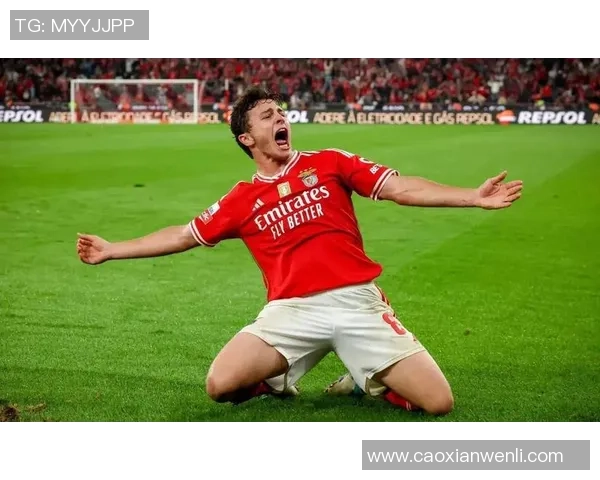 世界杯激战里昂逆转本菲卡红牌争议引发全场热议与转会传闻