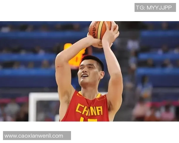 姚明职业生涯重要签约回顾与影响分析