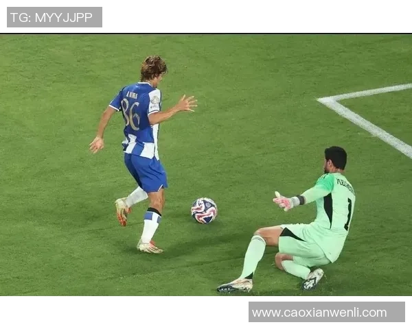 欧联杯精彩对决那不勒斯大胜波尔图神奇扑救与十大进球回顾