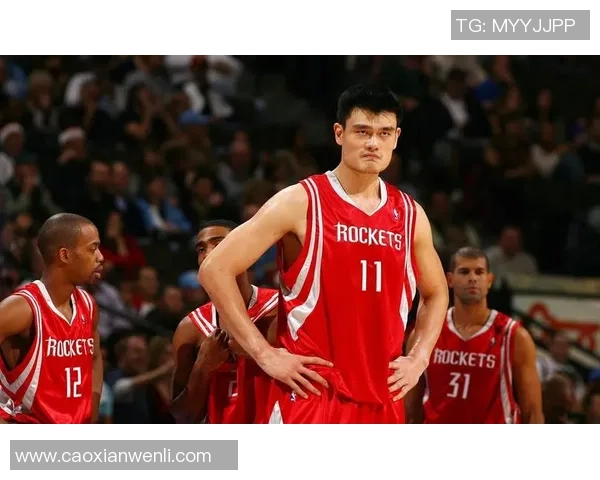 雅加达姚明与篮球明星合照瞬间展现友谊与运动精神