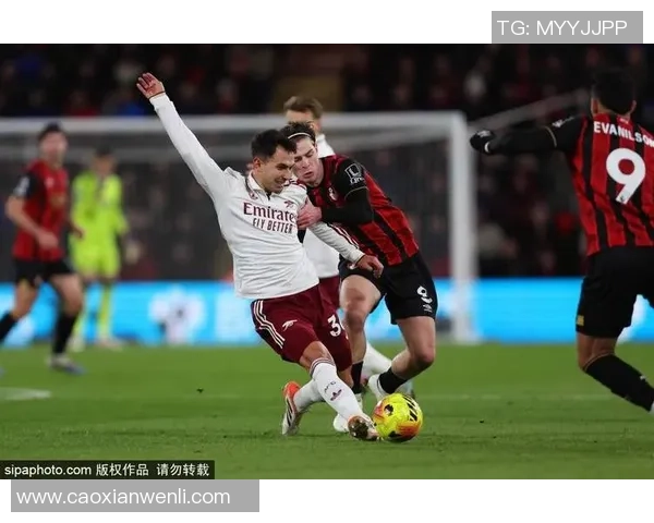 国米在友谊赛中以4-3逆转阿森纳补时争议进球引发全场热议