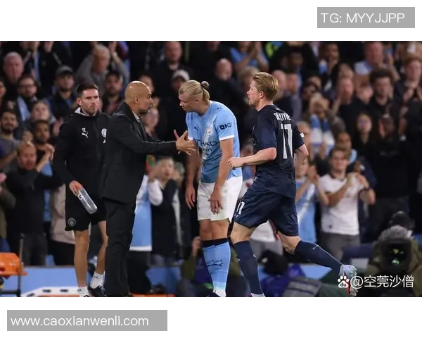 世界杯精彩对决巴萨与曼城战成平局战术解析引发全场热议 世界杯精彩对决巴萨与曼城战成平局战术解析引发全场热议