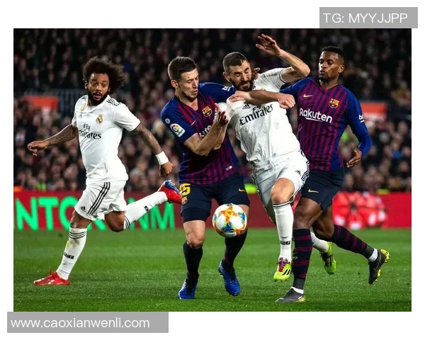 西甲经典对决巴萨与皇马激战成平局数据分析揭示比赛精彩瞬间 西甲经典对决巴萨与皇马激战成平局数据分析揭示比赛精彩瞬间