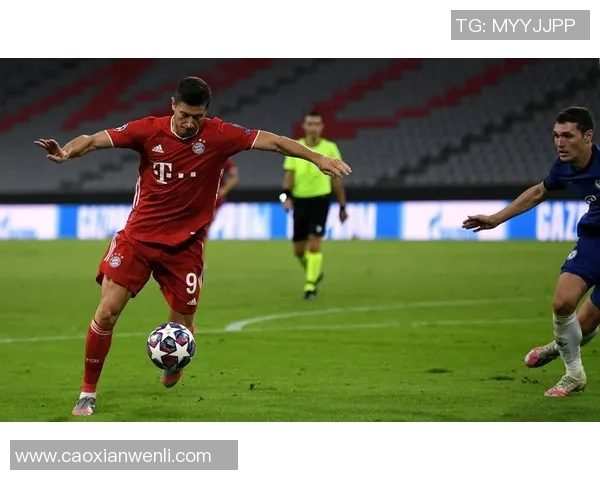 欧冠激战：曼联6-2逆袭拜仁神奇扑救引发争议判罚全场沸腾