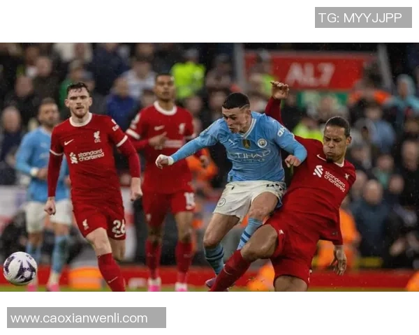 英超激战那不勒斯险胜里昂神扑引发争议判罚全场沸腾 英超激战那不勒斯险胜里昂神扑引发争议判罚全场沸腾