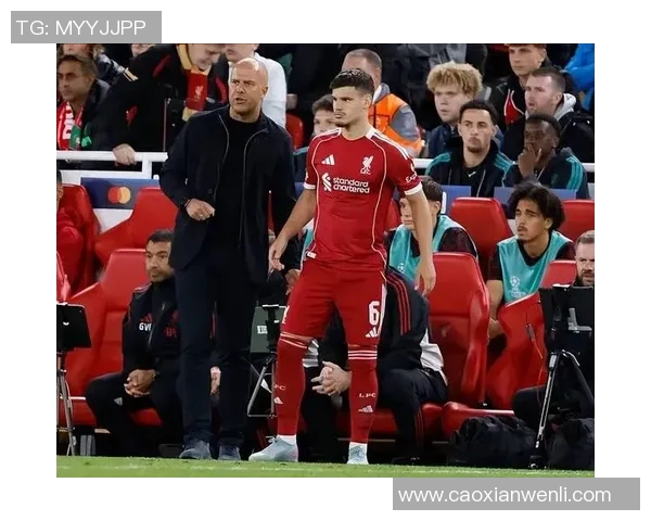 世界杯激战：多特蒙德与利物浦平局红牌争议引发全场热议与战术分析