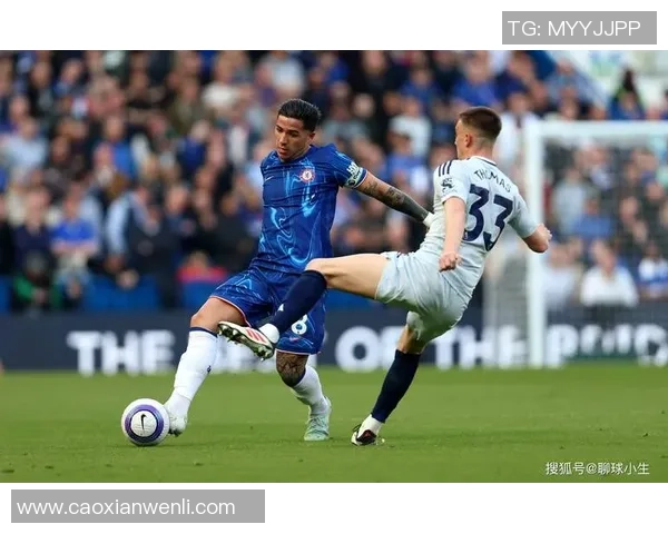 欧联杯精彩对决多特蒙德大胜切尔西点球大战点燃全场激情